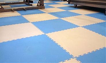 Антискользящее напольное покрытие CANAL (черный)